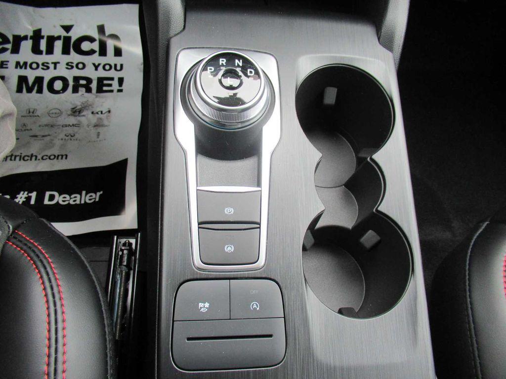 new 2025 Ford Escape car, priced at $33,990