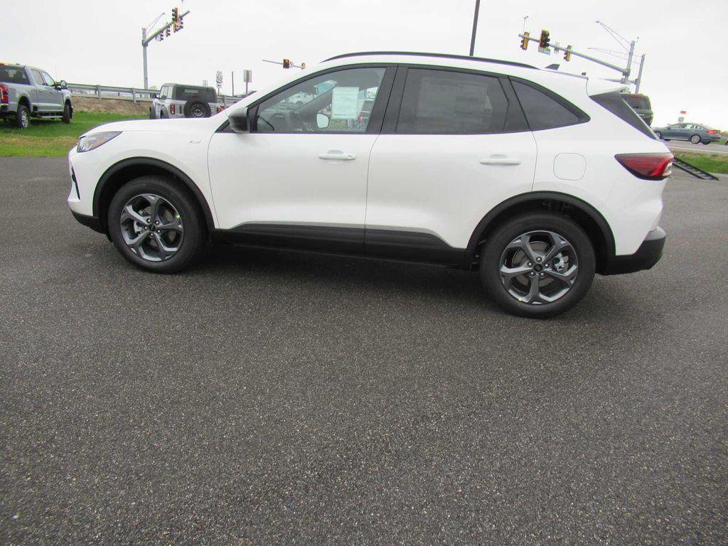 new 2025 Ford Escape car, priced at $33,990