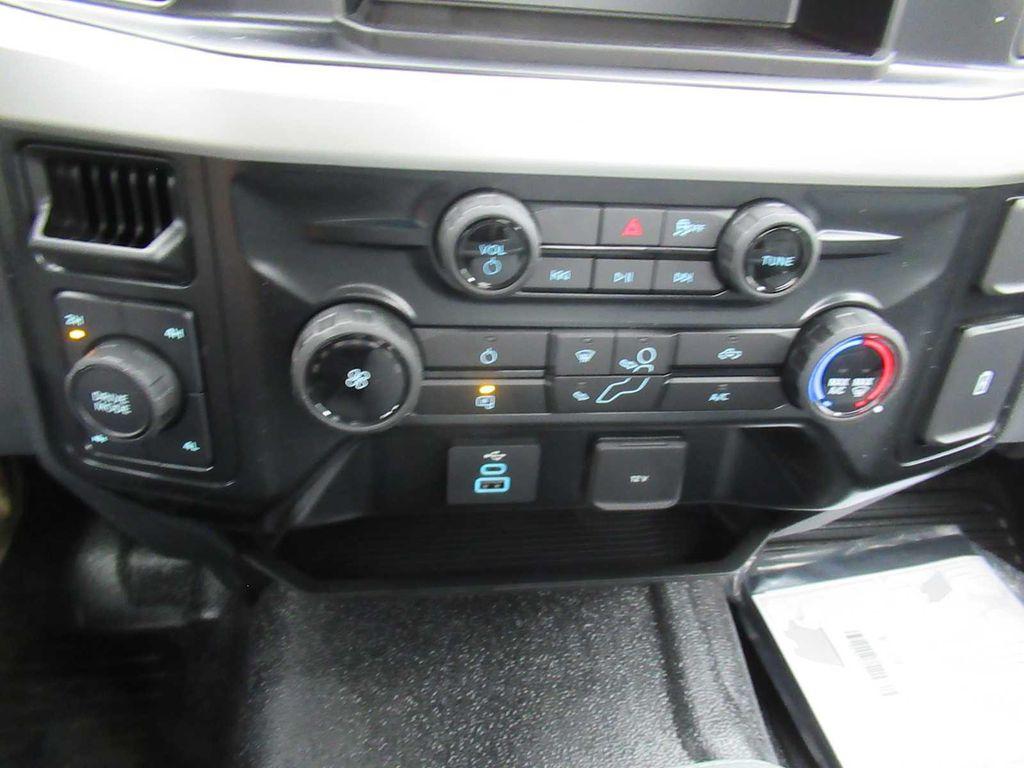 new 2025 Ford F-250 car, priced at $62,035