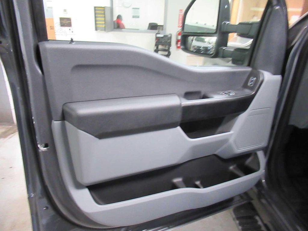 new 2025 Ford F-250 car, priced at $62,035