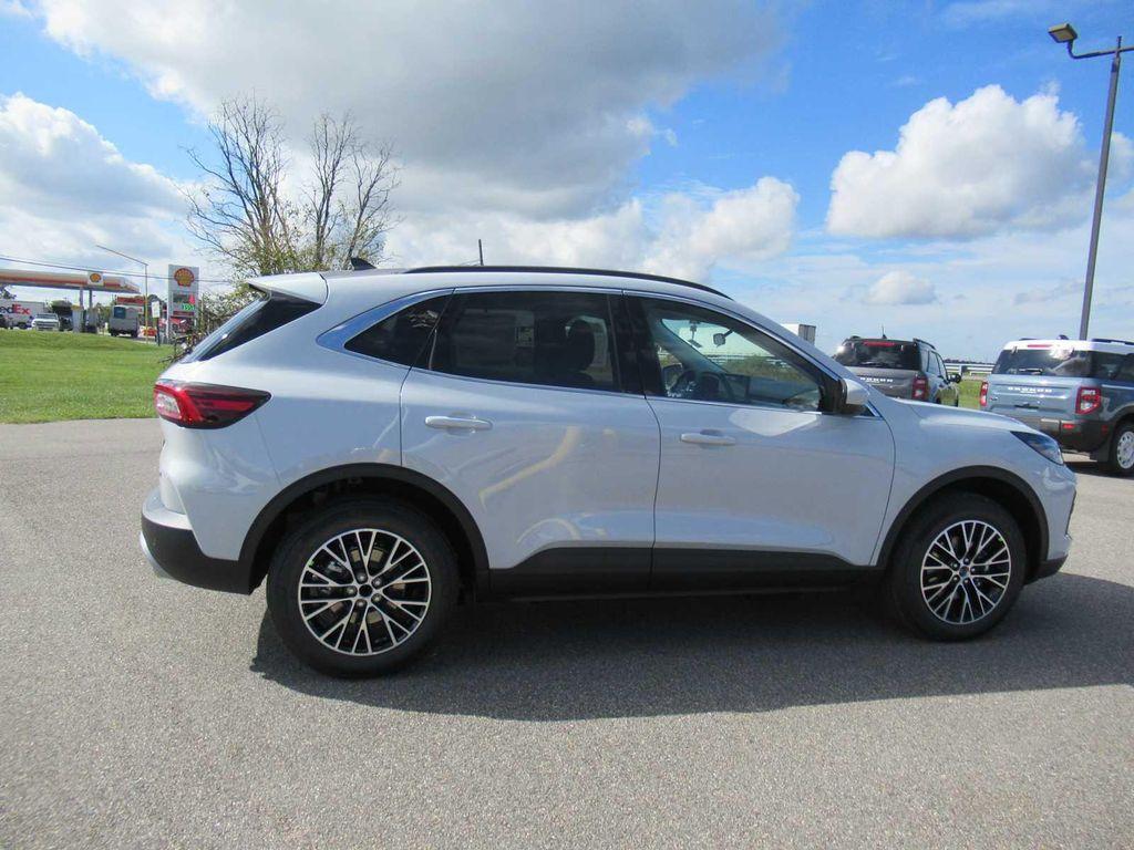 new 2026 Ford Escape PHEV car, priced at $38,490