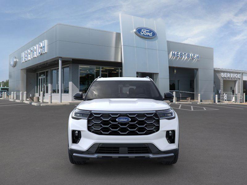 new 2025 Ford Explorer car, priced at $58,635