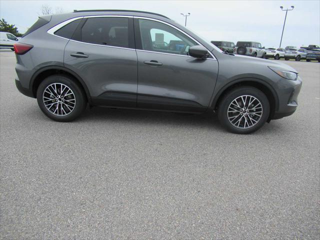 new 2025 Ford Escape PHEV car, priced at $40,750