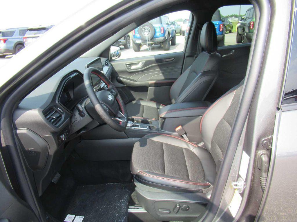 new 2025 Ford Escape car, priced at $37,490