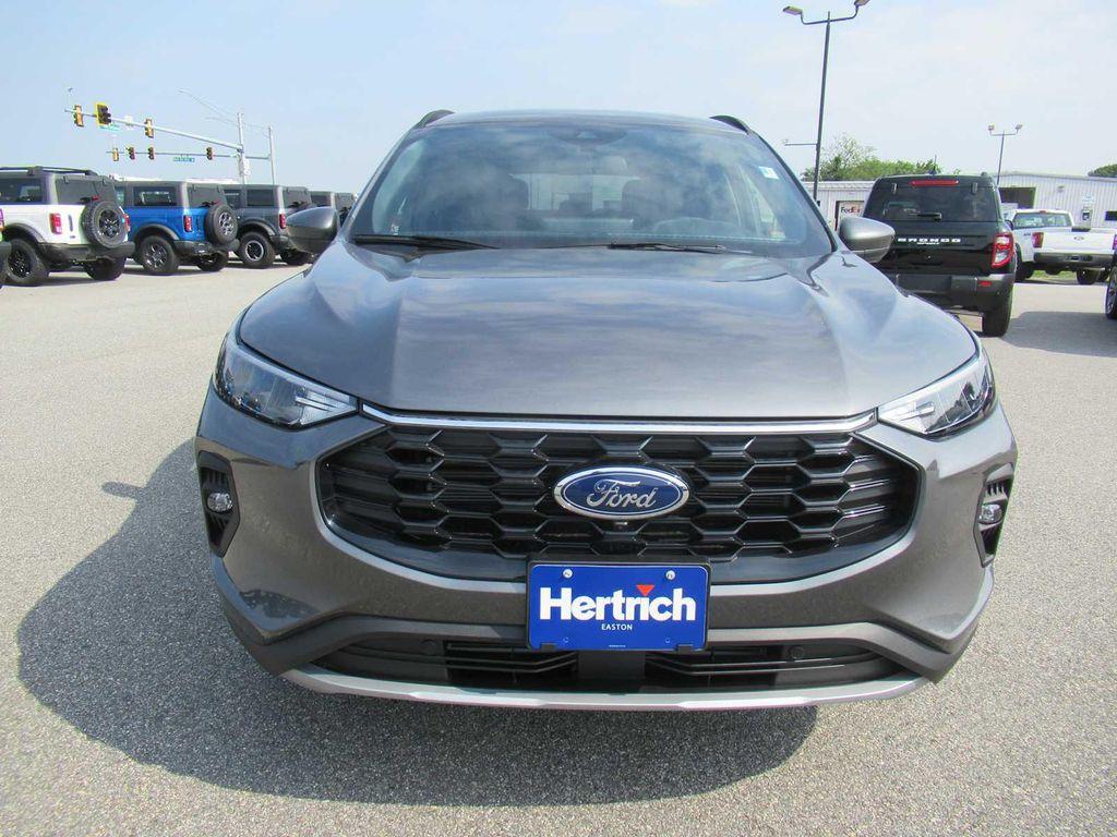 new 2025 Ford Escape car, priced at $37,490