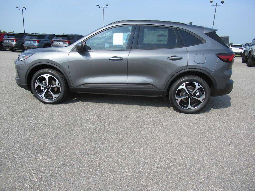 new 2025 Ford Escape car, priced at $37,490