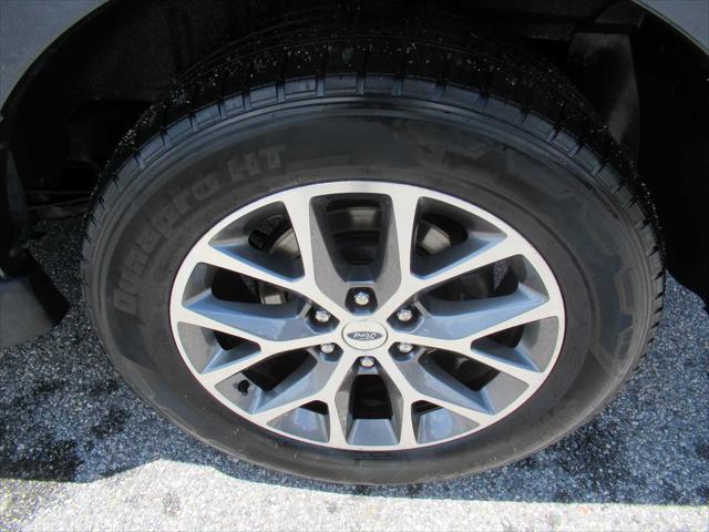 used 2017 Ford Expedition car, priced at $18,990