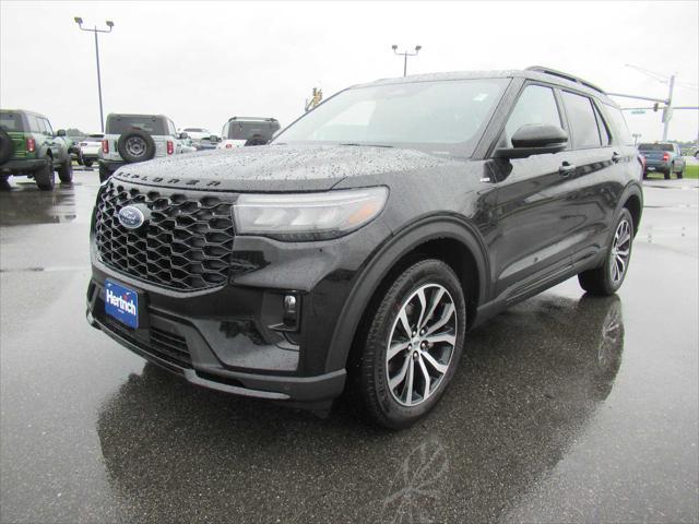 new 2025 Ford Explorer car, priced at $45,670