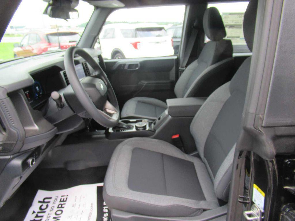 new 2025 Ford Bronco car, priced at $41,990