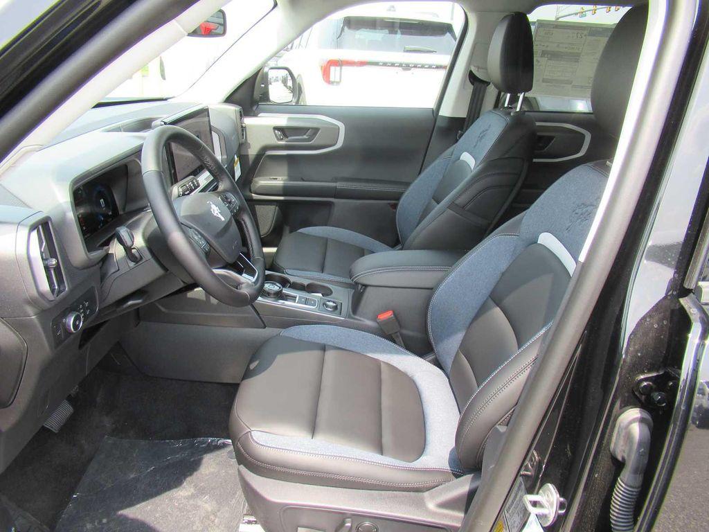 new 2025 Ford Bronco Sport car, priced at $35,990