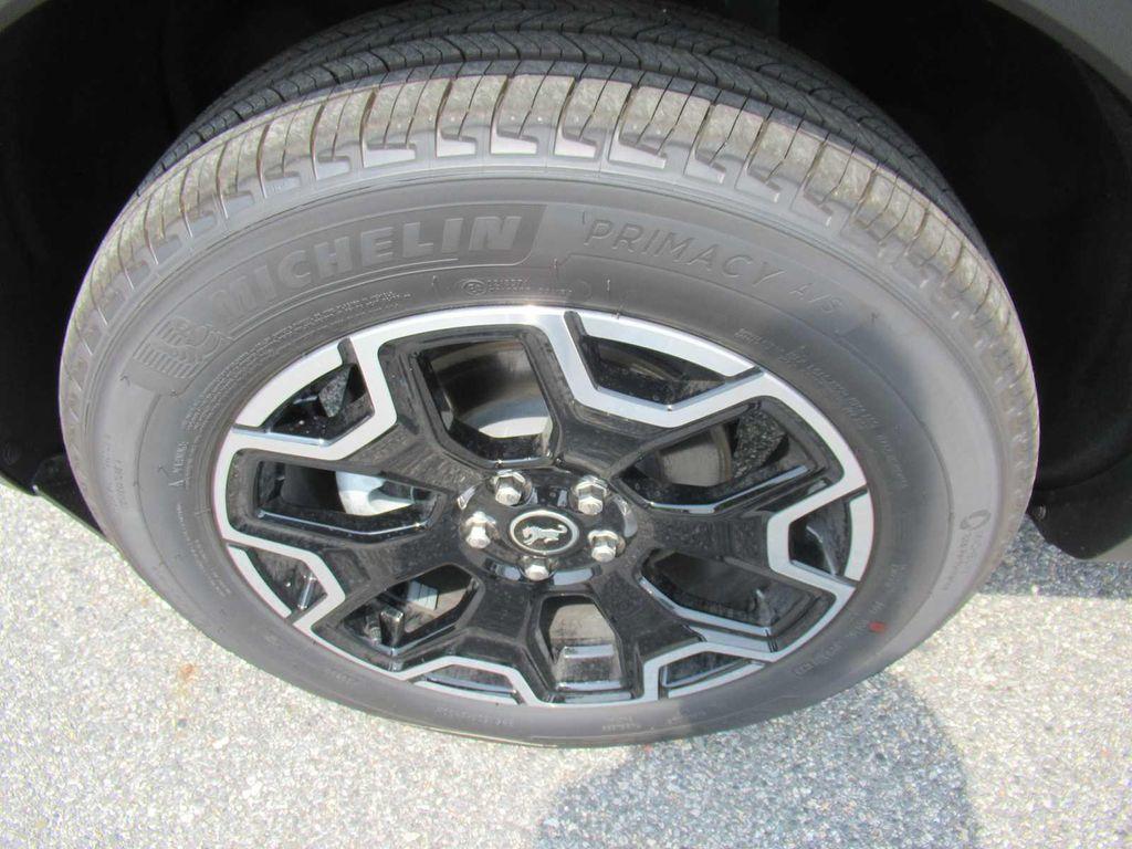 new 2025 Ford Bronco Sport car, priced at $35,990