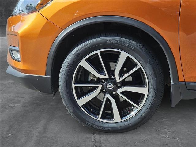 used 2019 Nissan Rogue car, priced at $19,149