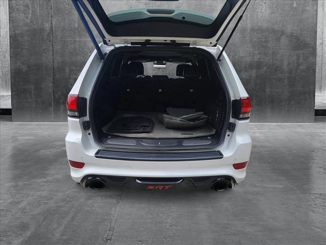 used 2015 Jeep Grand Cherokee car, priced at $32,529