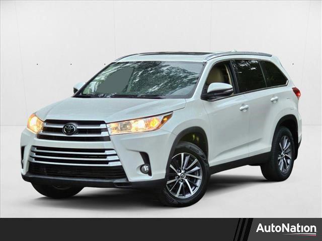 used 2019 Toyota Highlander car, priced at $25,266