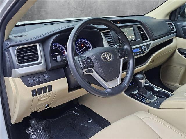 used 2019 Toyota Highlander car, priced at $29,053