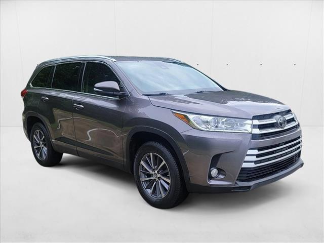 used 2019 Toyota Highlander car, priced at $19,684