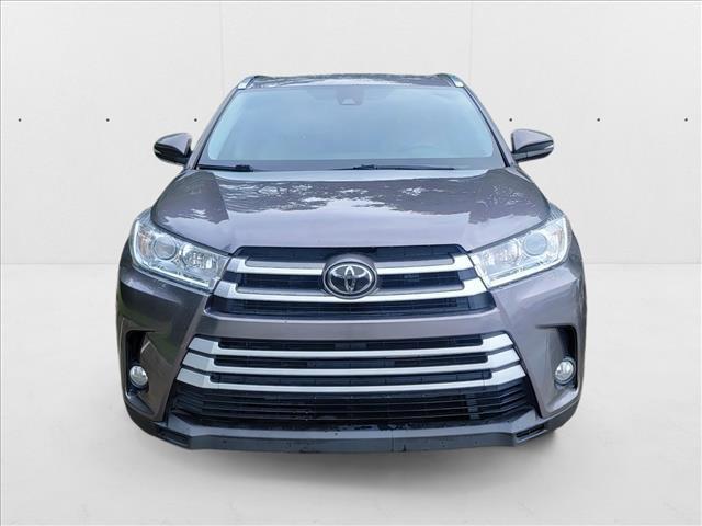 used 2019 Toyota Highlander car, priced at $19,684