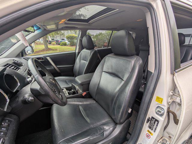 used 2011 Toyota Highlander car, priced at $11,117