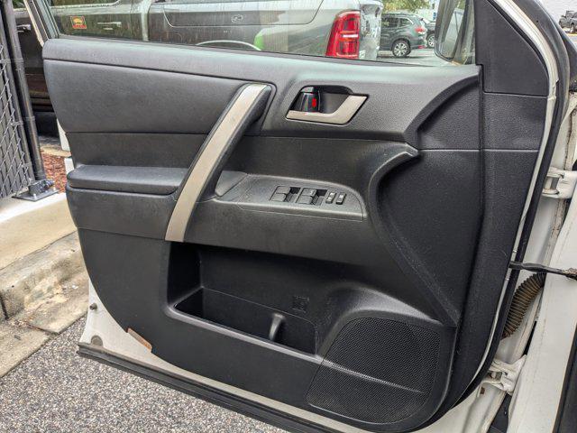 used 2011 Toyota Highlander car, priced at $11,117