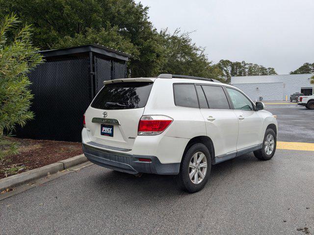 used 2011 Toyota Highlander car, priced at $11,117