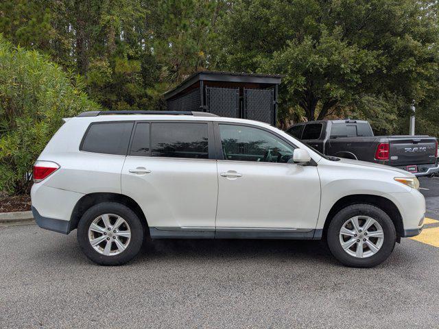 used 2011 Toyota Highlander car, priced at $11,117