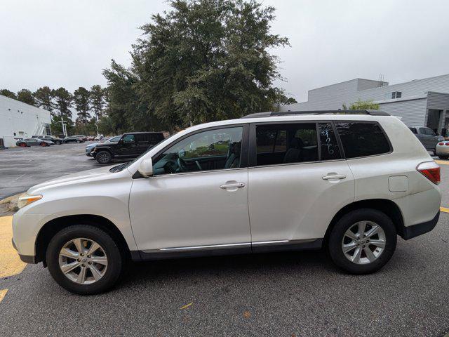 used 2011 Toyota Highlander car, priced at $11,117