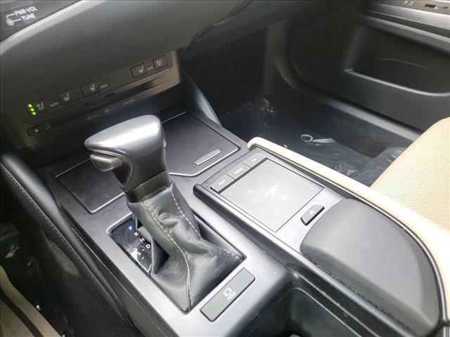 used 2021 Lexus ES 350 car, priced at $32,622