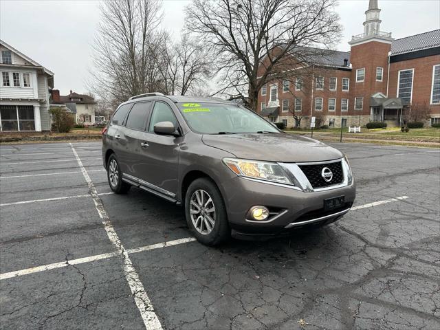 used 2014 Nissan Pathfinder car, priced at $9,499