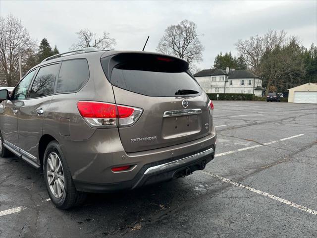 used 2014 Nissan Pathfinder car, priced at $9,499