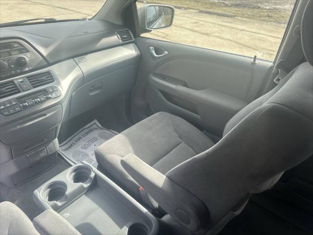 used 2005 Honda Odyssey car, priced at $3,999