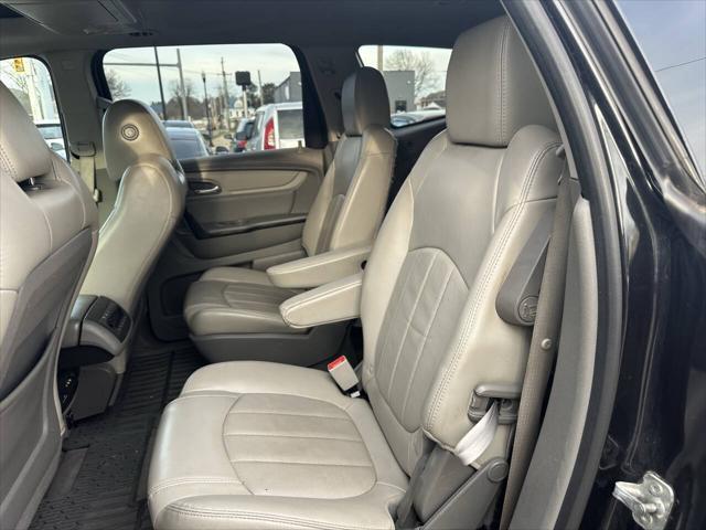 used 2015 Chevrolet Traverse car, priced at $7,999
