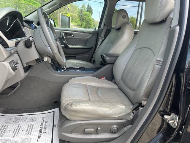 used 2015 Chevrolet Traverse car, priced at $7,999