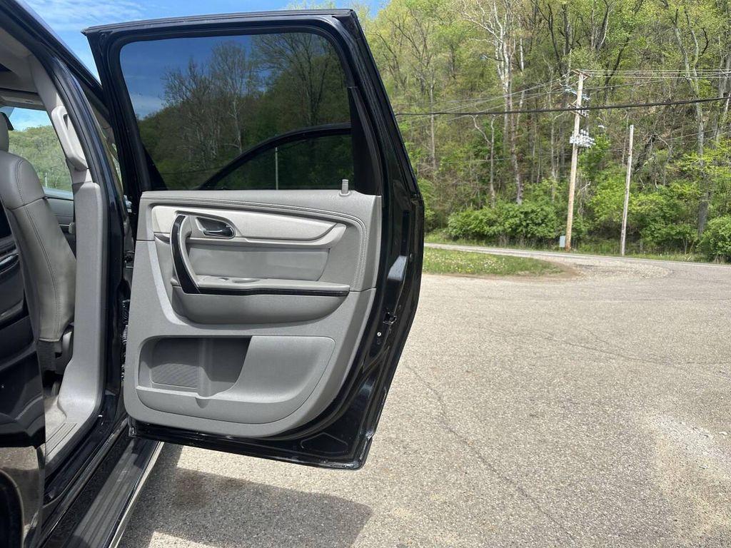 used 2015 Chevrolet Traverse car, priced at $7,499