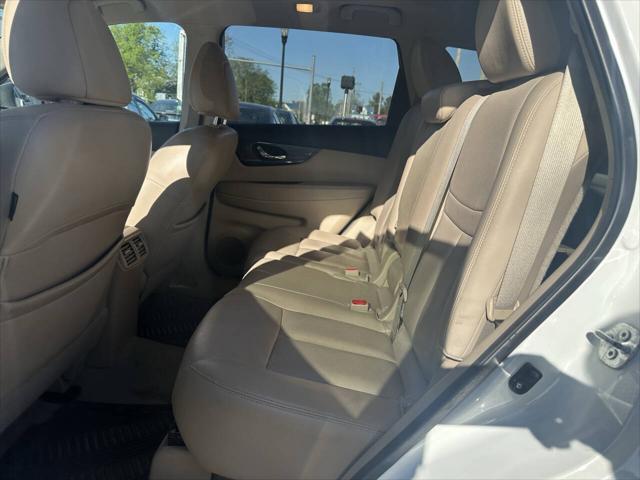 used 2015 Nissan Rogue car, priced at $10,499