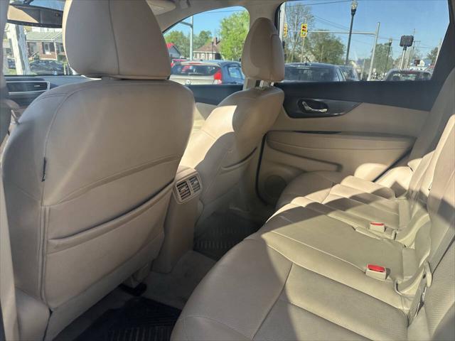 used 2015 Nissan Rogue car, priced at $10,499