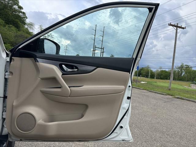 used 2015 Nissan Rogue car, priced at $10,499