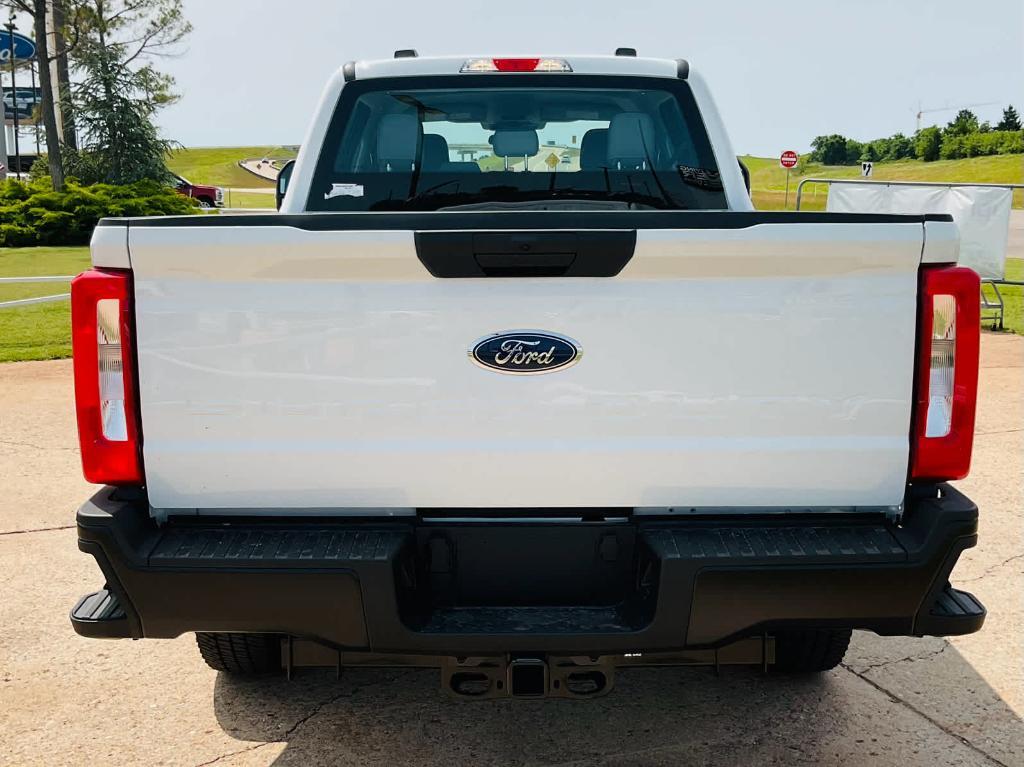 new 2025 Ford F-250 car, priced at $60,400