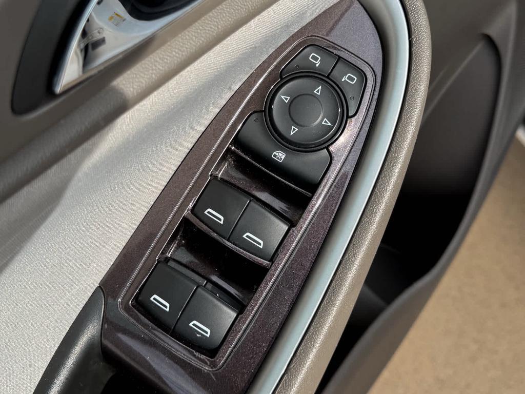 used 2020 Chevrolet Malibu car, priced at $15,000