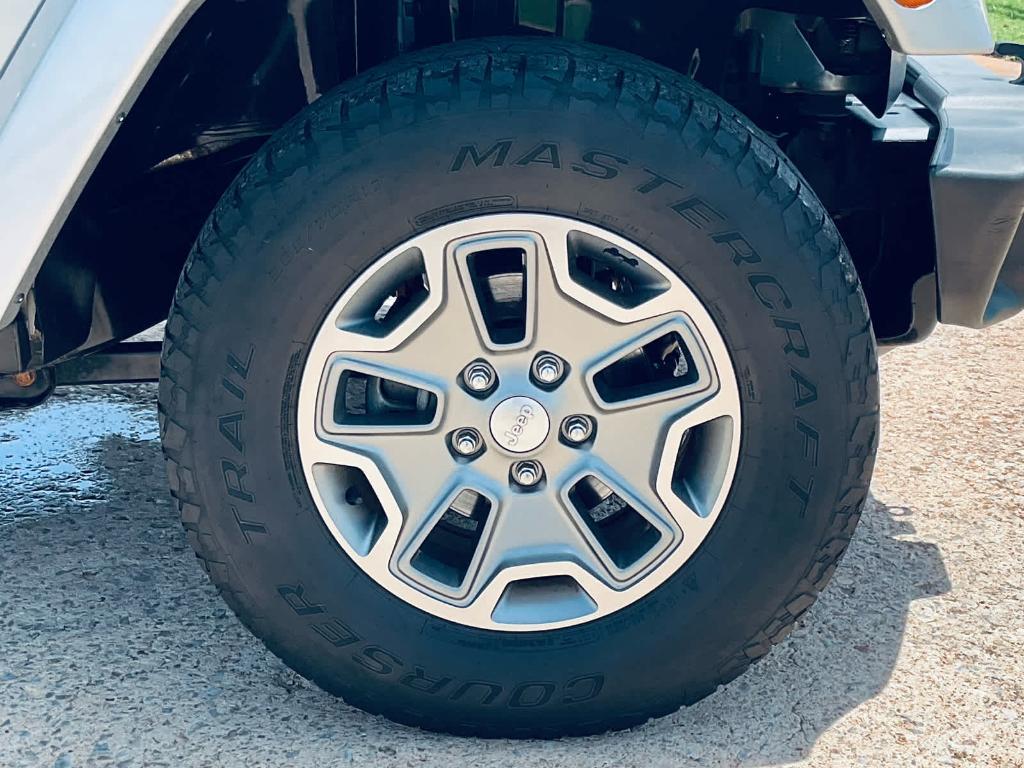 used 2016 Jeep Wrangler Unlimited car, priced at $23,850