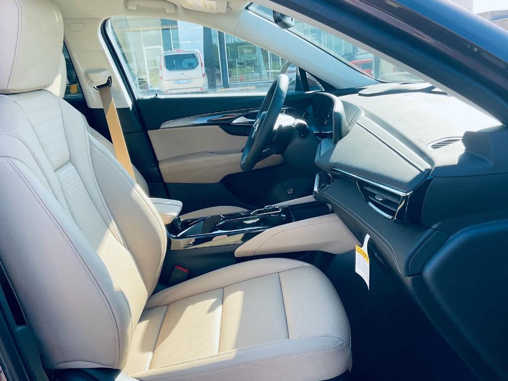 new 2025 Buick Envision car, priced at $37,940