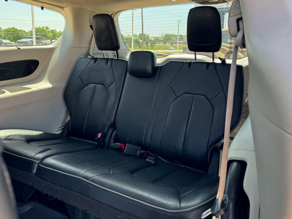 used 2018 Chrysler Pacifica car, priced at $16,216