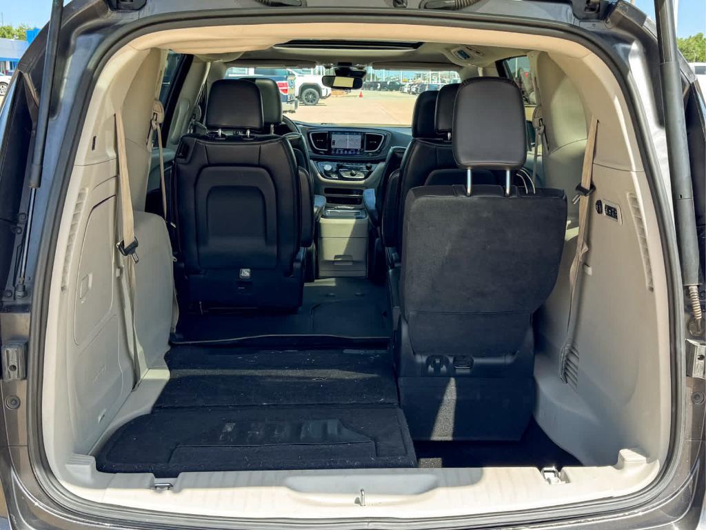 used 2018 Chrysler Pacifica car, priced at $16,216
