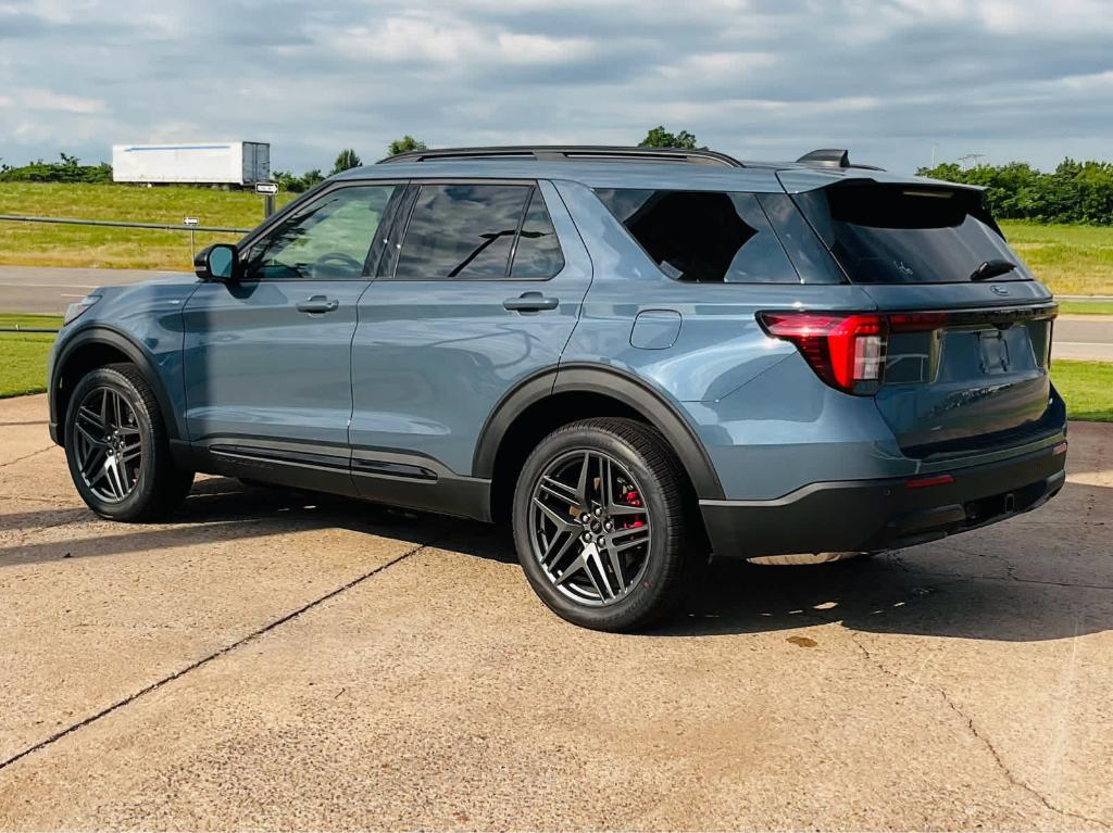 new 2025 Ford Explorer car, priced at $49,227