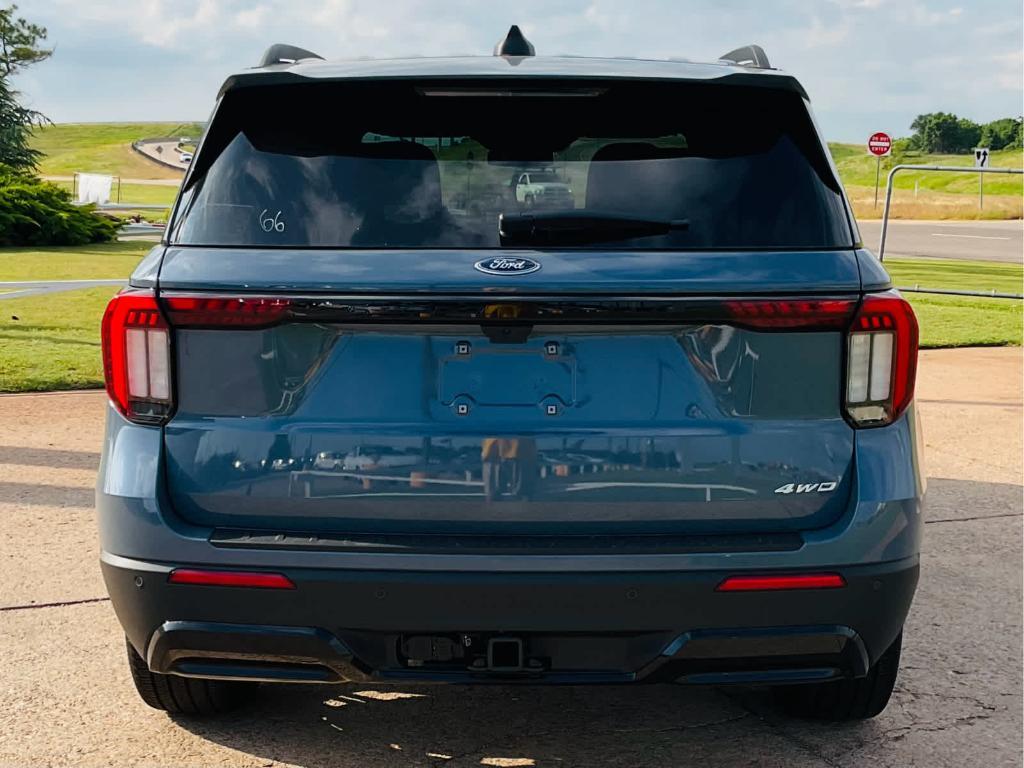 new 2025 Ford Explorer car, priced at $49,227