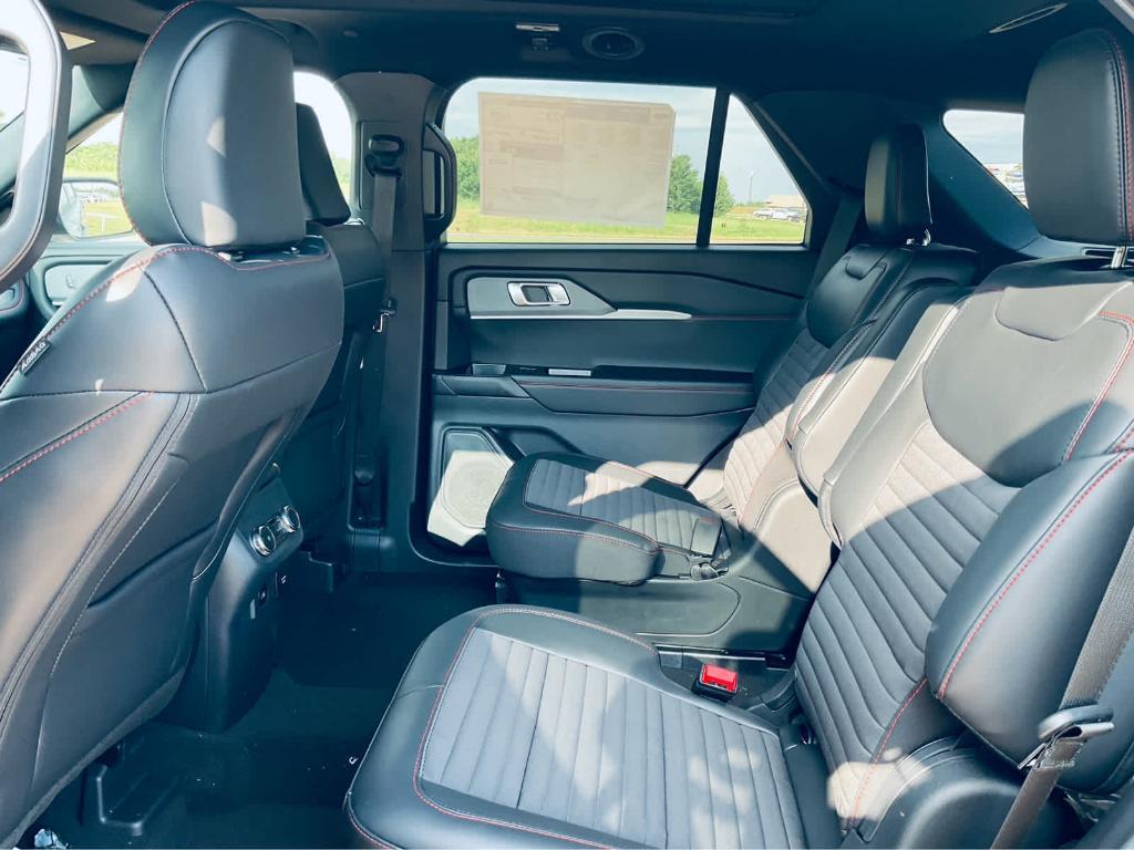 new 2025 Ford Explorer car, priced at $49,227
