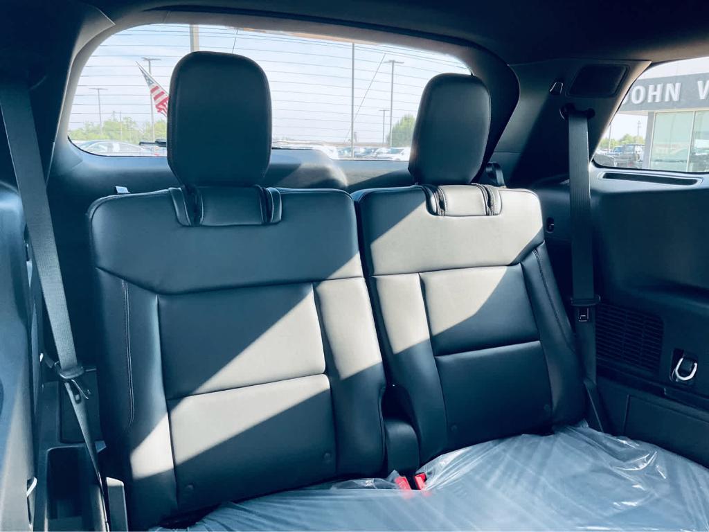 new 2025 Ford Explorer car, priced at $49,227