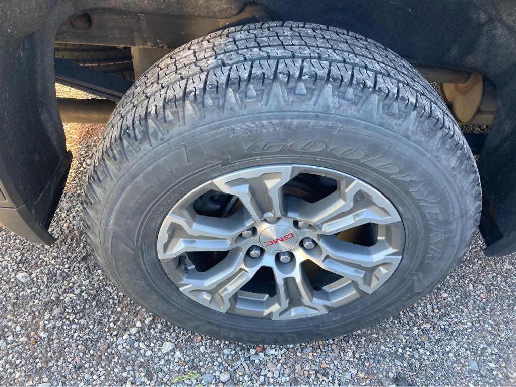 used 2019 GMC Sierra 1500 car, priced at $33,500