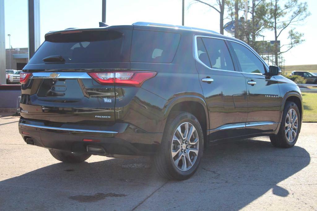 used 2020 Chevrolet Traverse car, priced at $22,500