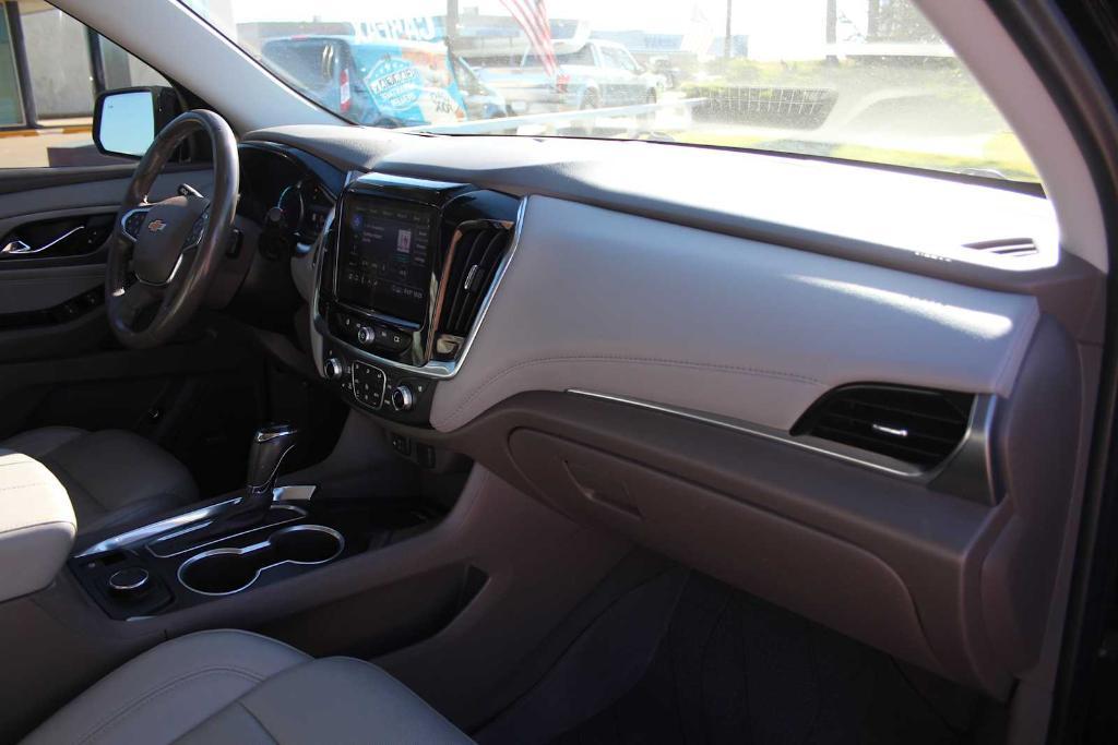 used 2020 Chevrolet Traverse car, priced at $22,500