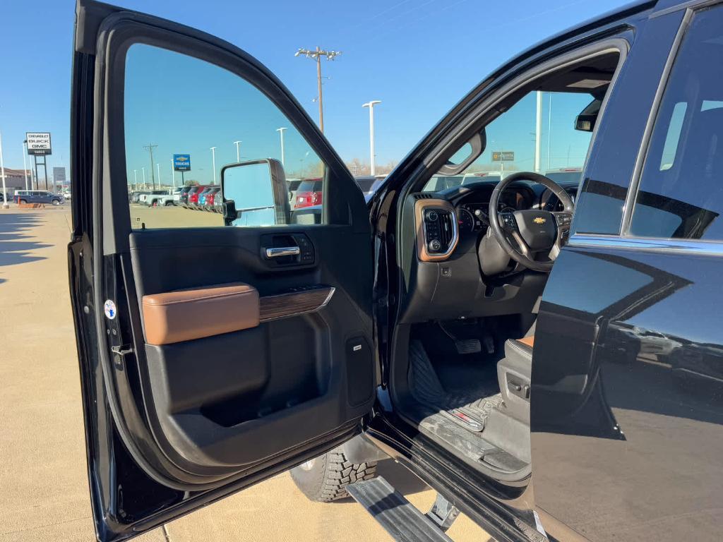 used 2021 Chevrolet Silverado 2500 car, priced at $57,803